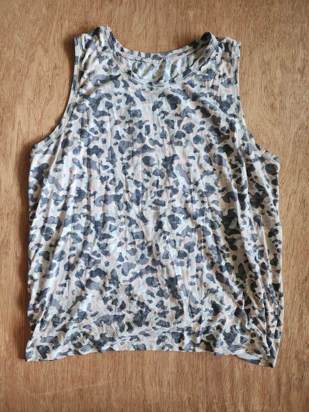 Abstract Animal Print Muscle Tank Top Grey Pink Patterned Sleeveless Shirt
